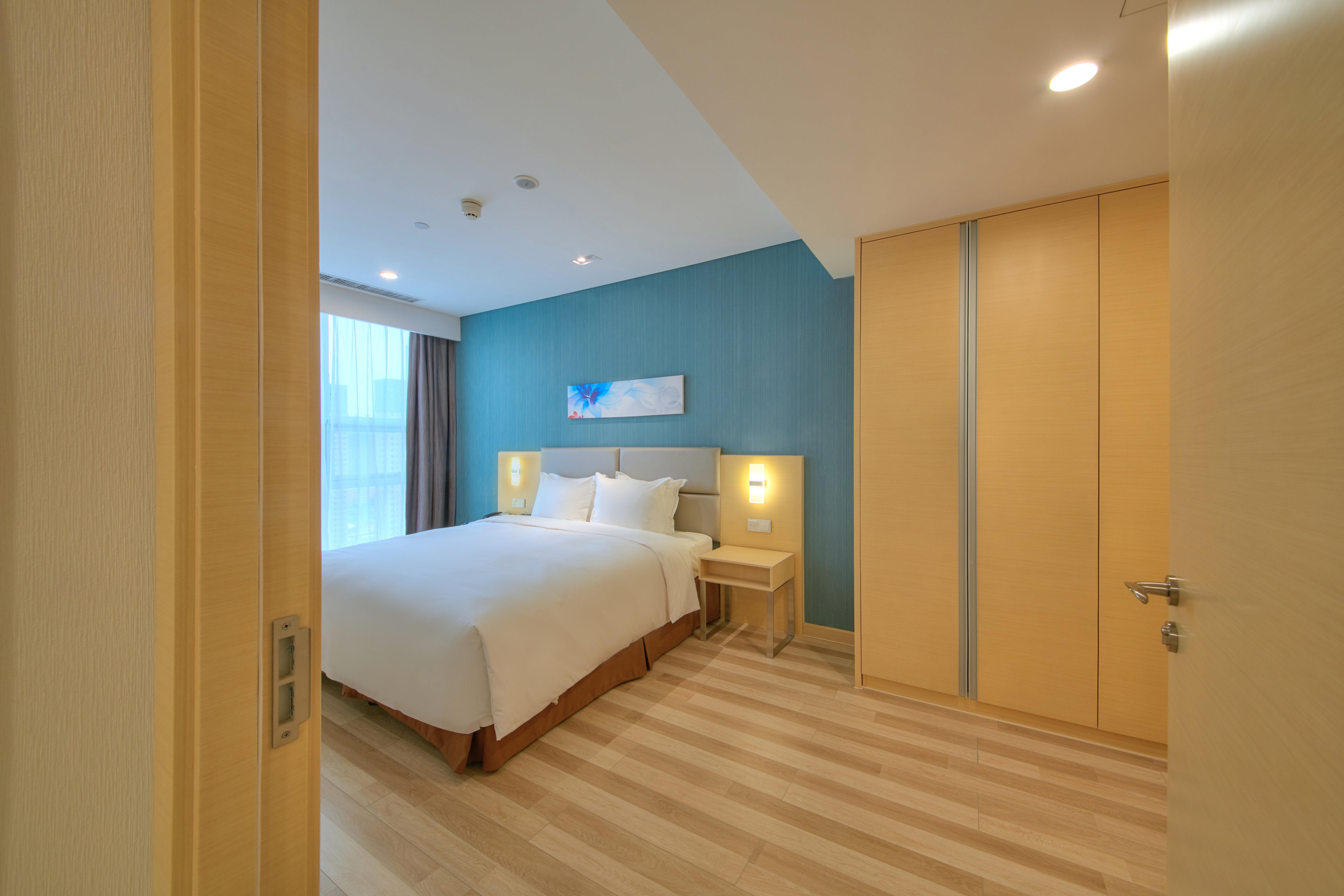 Holiday Inn Express Luoyang Yichuan By Ihg Exterior foto