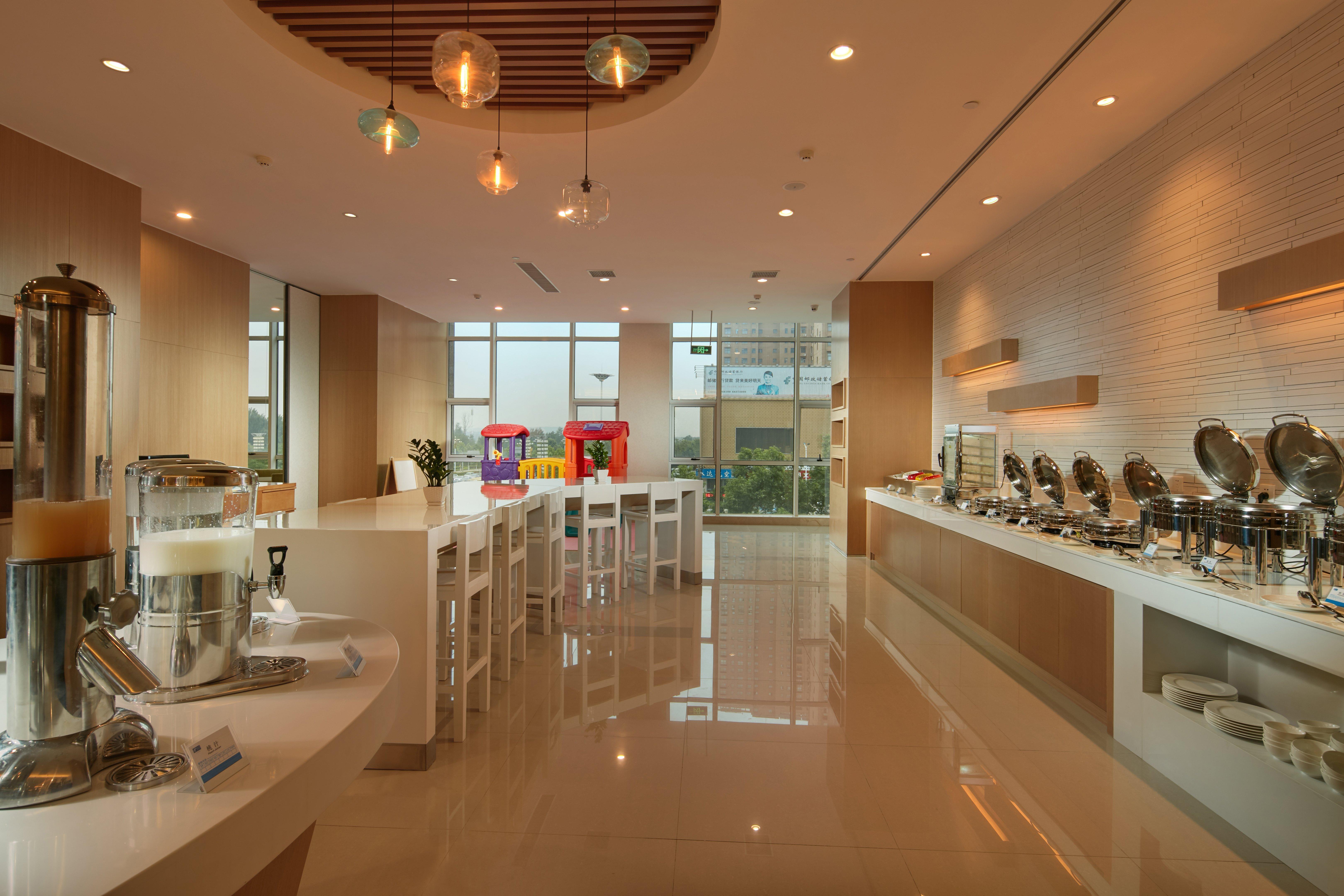 Holiday Inn Express Luoyang Yichuan By Ihg Exterior foto