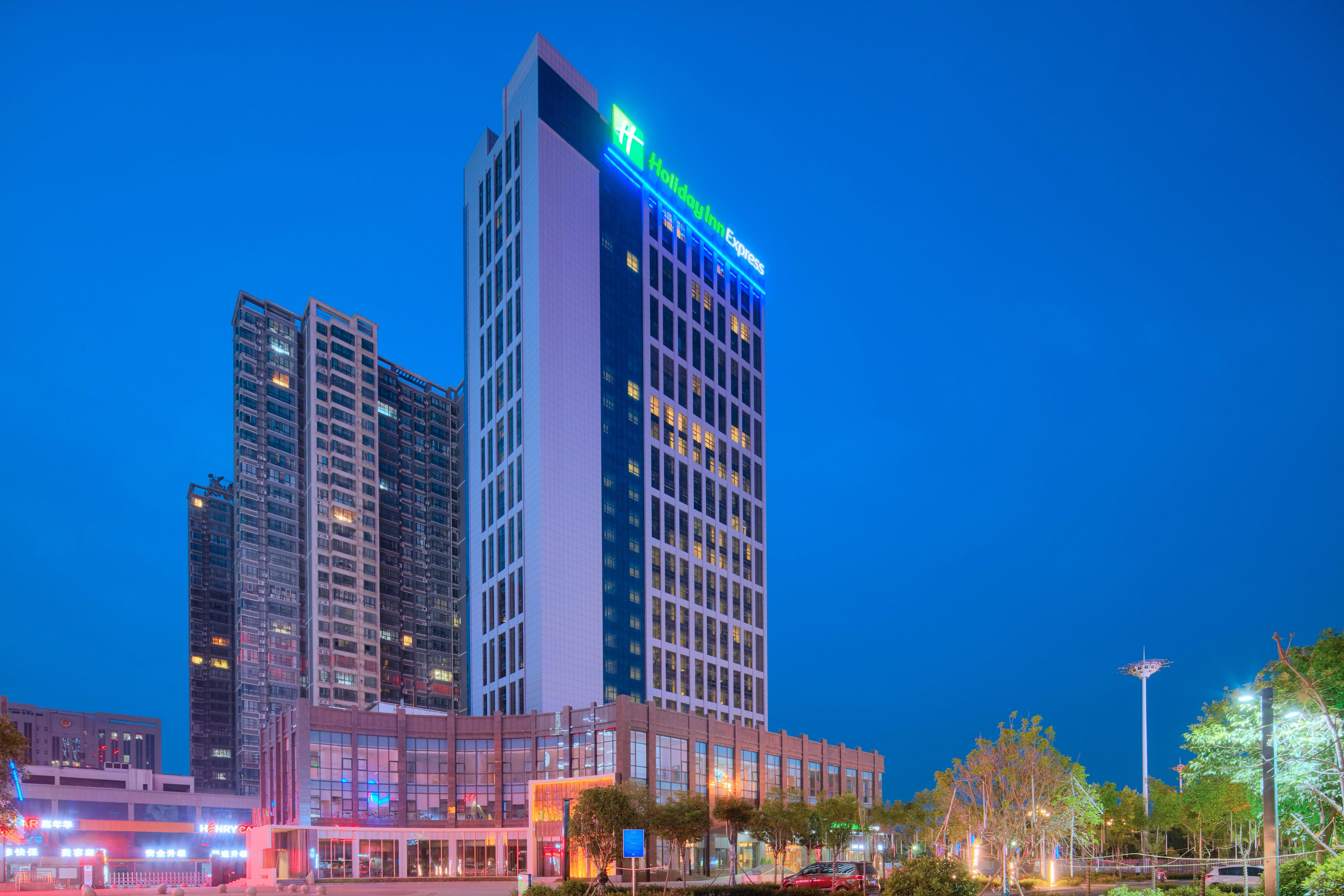 Holiday Inn Express Luoyang Yichuan By Ihg Exterior foto